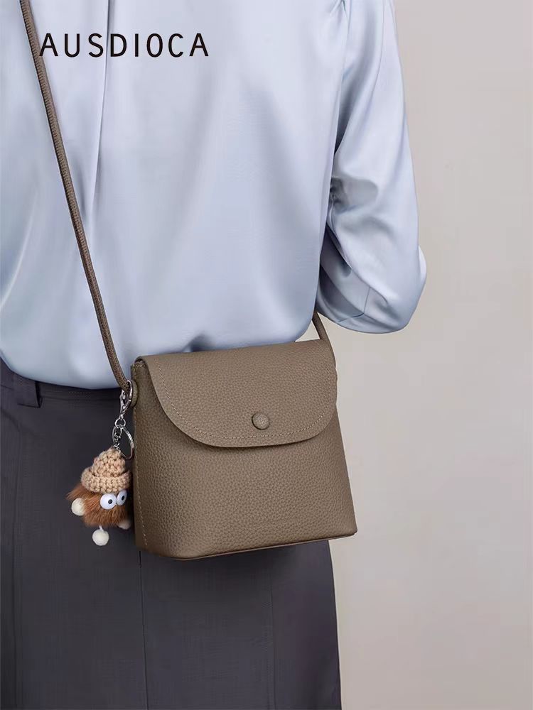 Fashionable bag cowhide with high quality